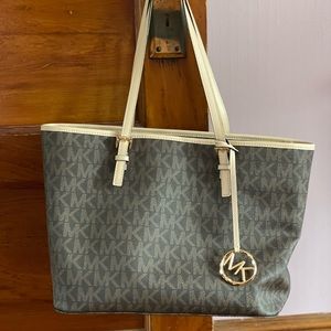 Michael Kors Tote